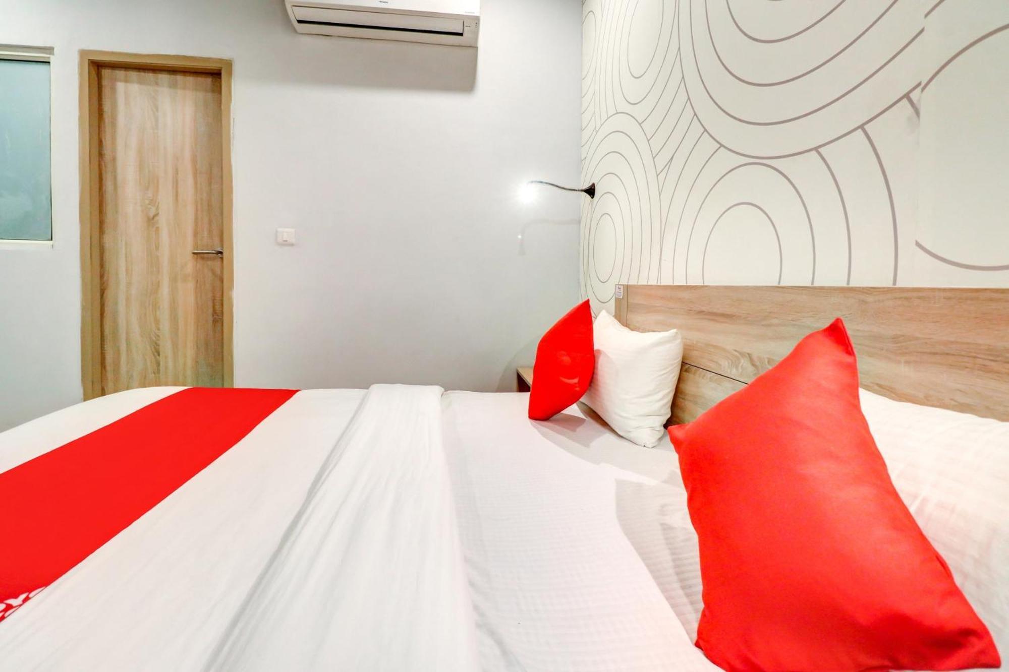 Hotel O Jps Grand Hotel New Delhi Exterior foto